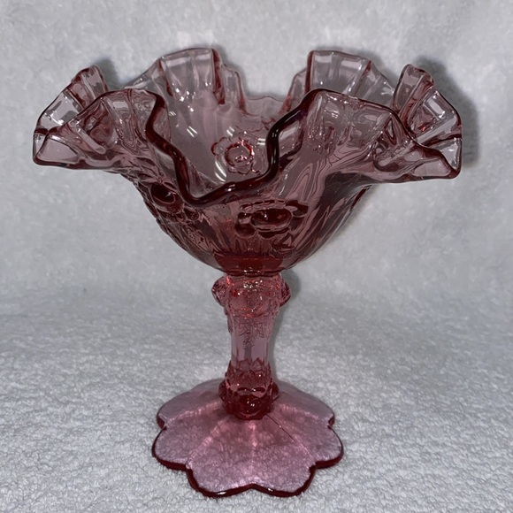 Vintage Fenton Art Glass Cabbage Rose Pink Ruffled Pedestal Compote Candy Dish - Picture 4 of 9